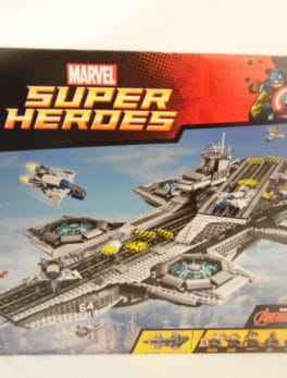 LEGO N° 76042 - Super Heros - The shield Helicarrier