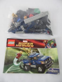 LEGO Super Heroes - N° 6867 - L'évasion du cube cosmique de Loki